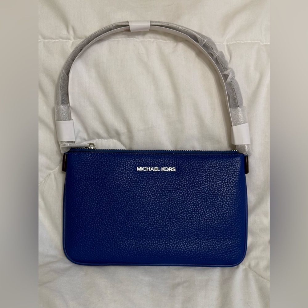 Michael Kors Jet Set Galaxy Blue Pebbled Leather Wristlet, NWT - Picture 2 of 14